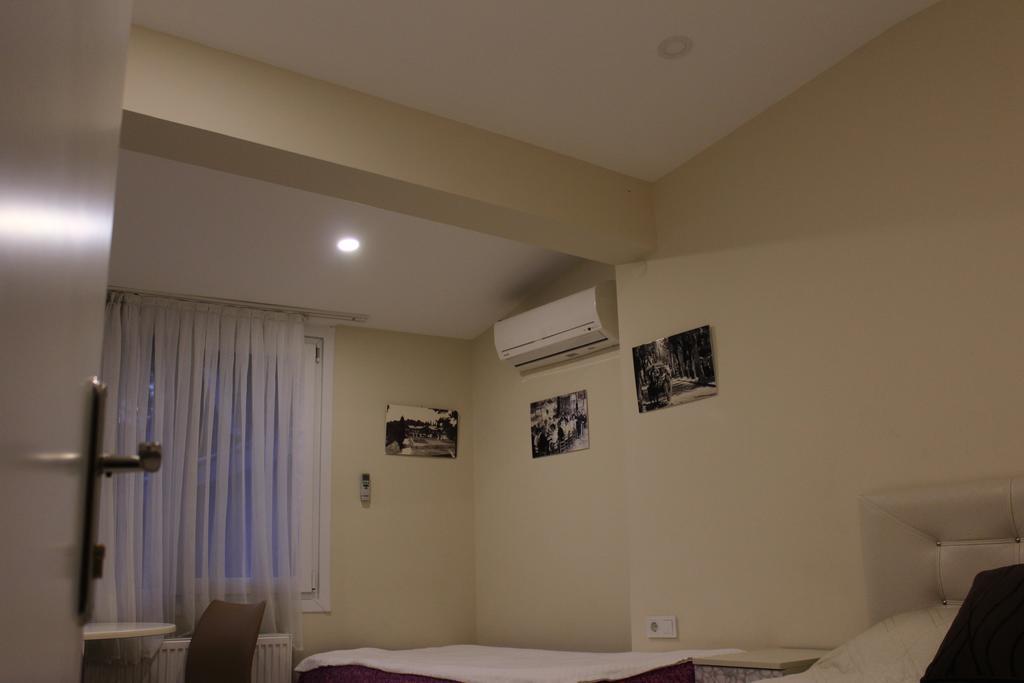 Cicekli Yali Hotel Buyukada Island Luaran gambar