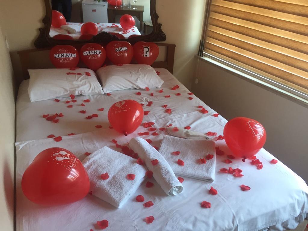 Cicekli Yali Hotel Buyukada Island Luaran gambar